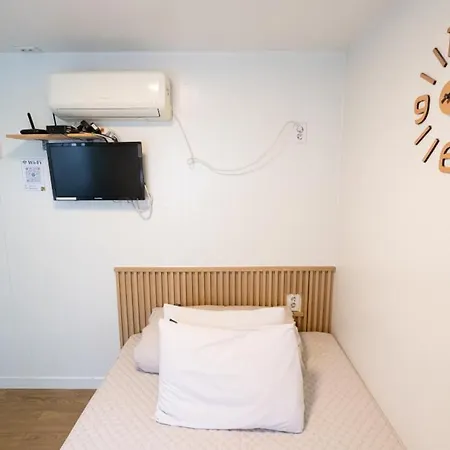 K Stay Guesthouse Myeongdong First Seoul Exterior photo