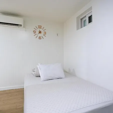 K Stay Guesthouse Myeongdong First Seoul Exterior photo
