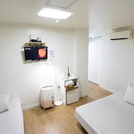 K Stay Guesthouse Myeongdong First Seoul Exterior photo