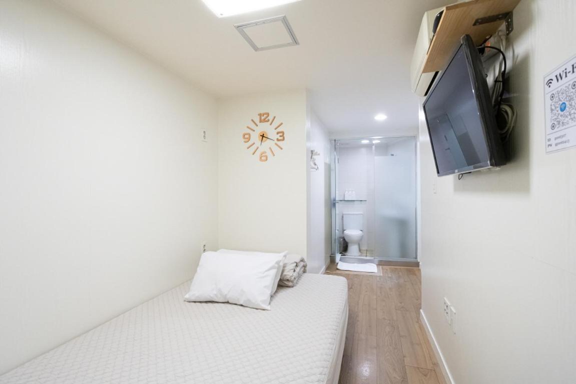 K Myeongdong First 招待所
